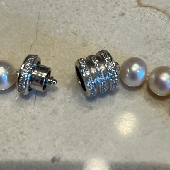 Cultured pearl strand 16” - Picture 5 of 7